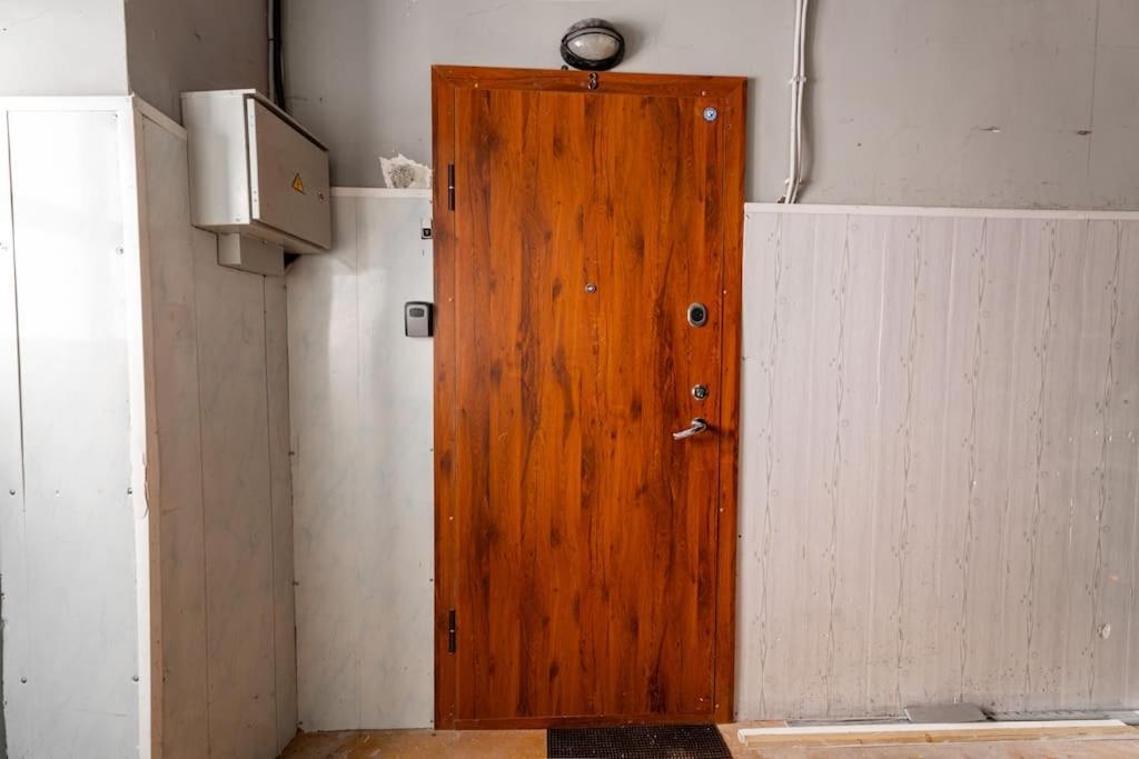 Modern Flat In Old Town Kaunas - Free Parking & Self Check-In Kültér fotó